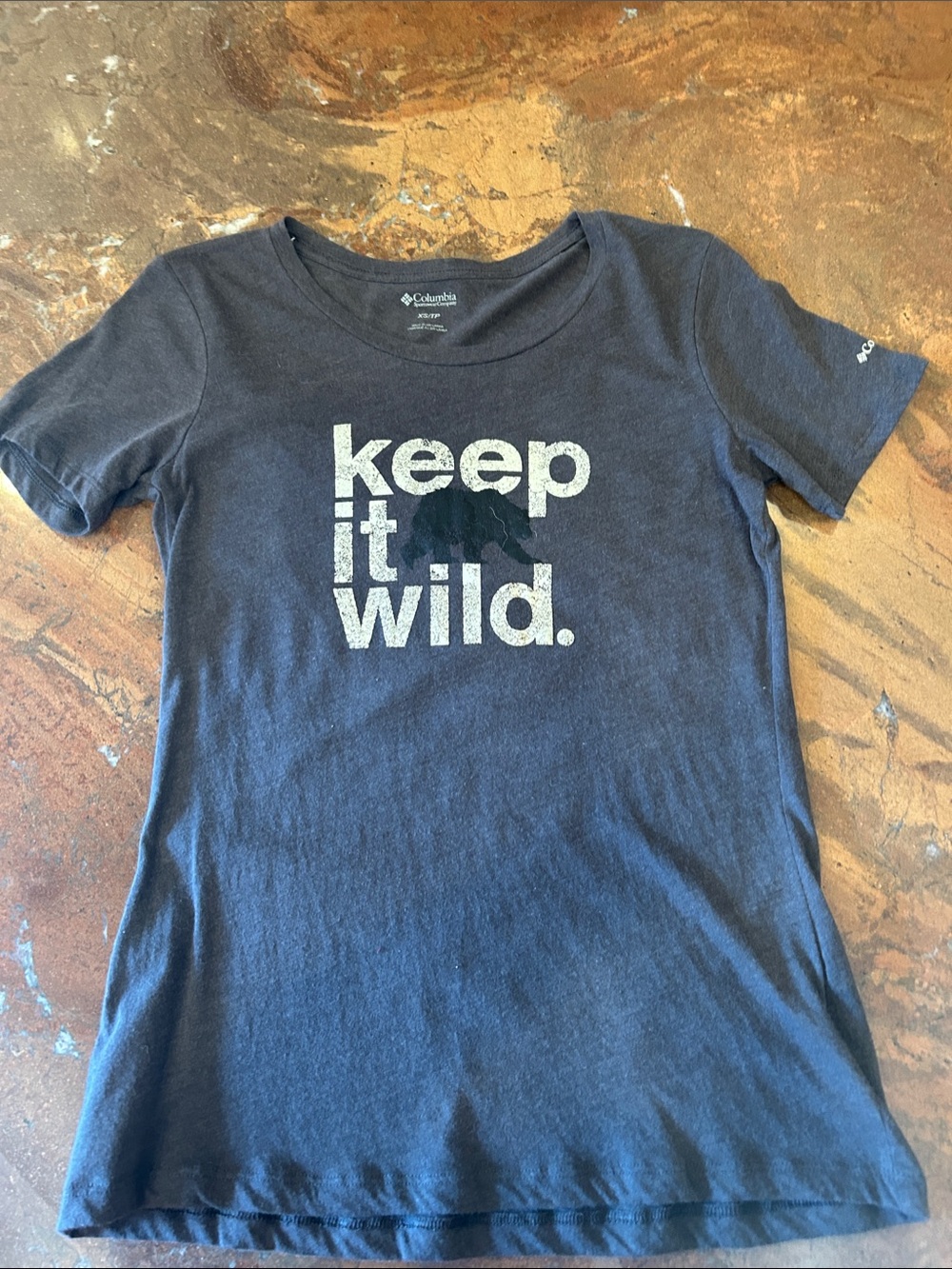Columbia GRAY  'Keep It Wild' Graphic Short-Sleeve Tee